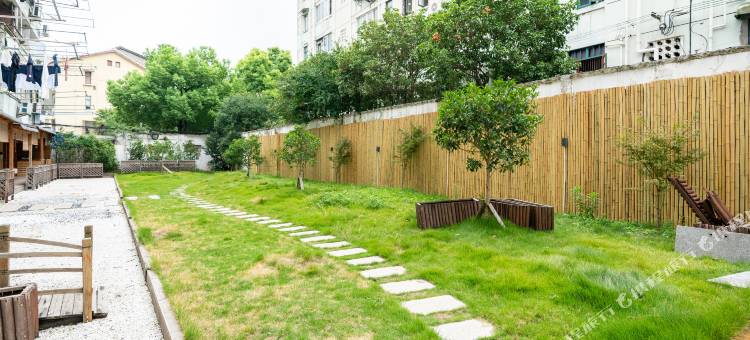 栖霞宾馆(东方医院东昌路地铁站店)图片