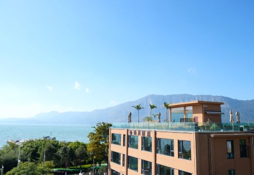 昆明泊月酒店（滇池海埂公园店）外景图