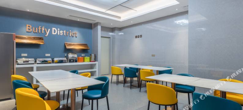 潮曼酒店(化州平定店)图片