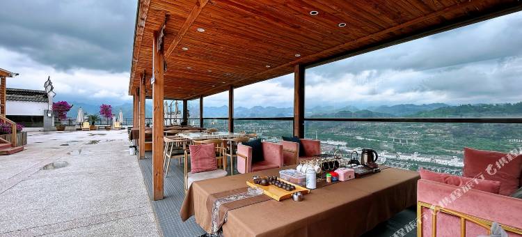 艺龙安云酒店(仁怀茅台镇望台酒庄店)图片