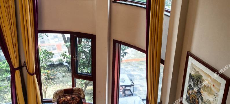 曼花香酒店(龙泉驿信息工程大学标榜职业学院店)图片