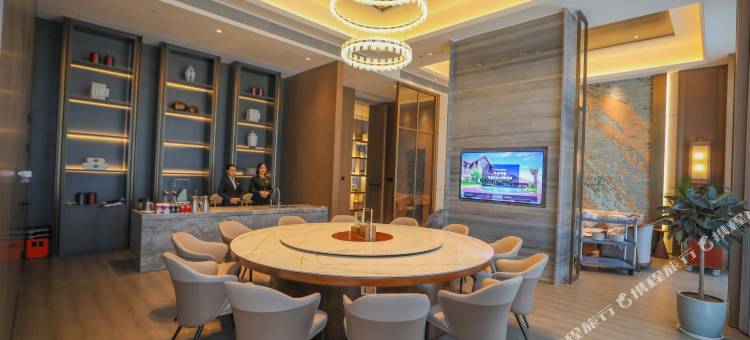 湖畔翰文酒店图片