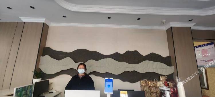 威艾酒店(昭通望海公园店)图片