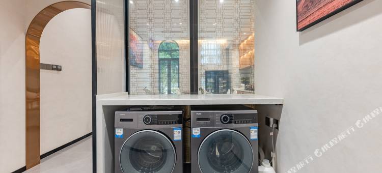 柏纳酒店(集美学村海上自行车道店)图片