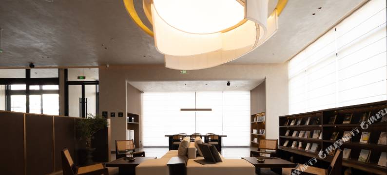 昆明斗南花市斗南湿地公园亚朵酒店图片