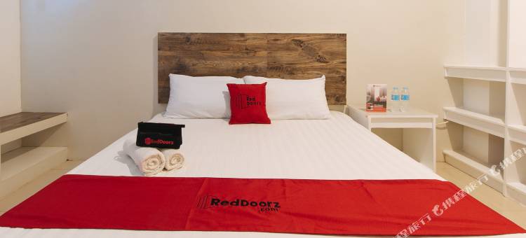 红多兹酒店@戈莱特华盛顿(RedDoorz @ Golite Washington)图片