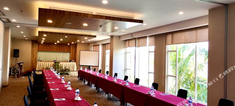 瑞士贝尔帕普亚酒店(Swiss-Belhotel Papua)图片