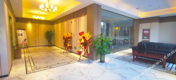 维斯顿电竞酒店(淮南八佰伴店)图片