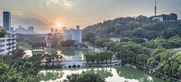 福州三坊七巷南门兜地铁站亚朵酒店图片