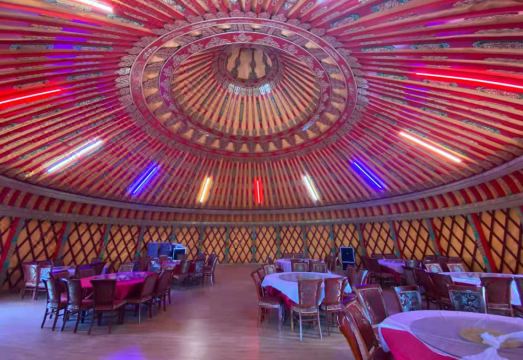 A trip to the Plain Blue Banner prairie, a vacation, a resort Hotel Overview