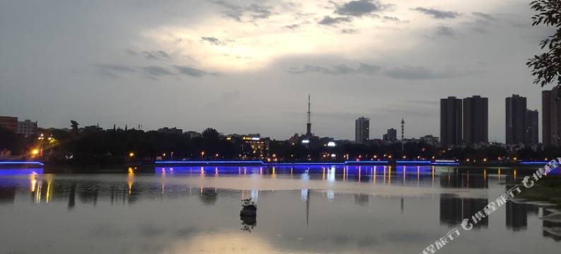 德阳街角商务酒店图片