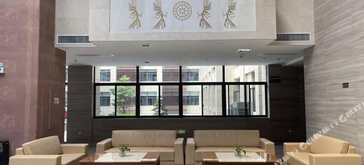 广悦尚·泽群楼(东兰店)图片