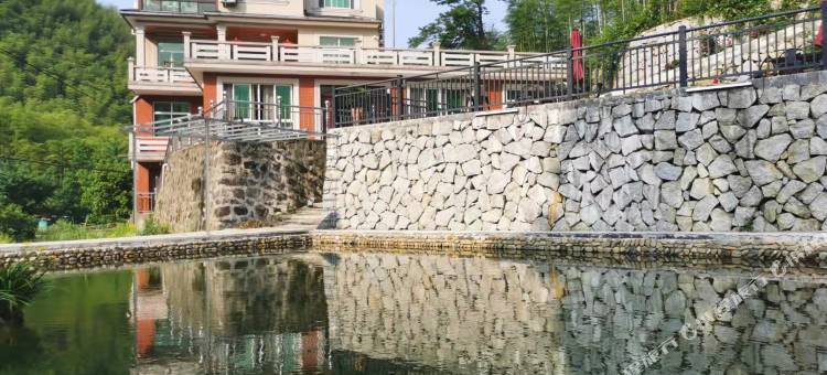 安吉依山而居客栈图片