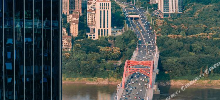 一览高空酒店(泸州金融中心万象汇店)图片