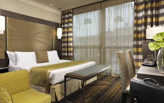 Uptown Palace Hotel Overview