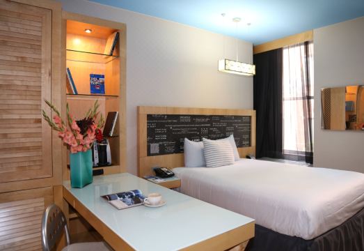 Tryp by Wyndham New York City Times Square - Midtown Hotel Overview