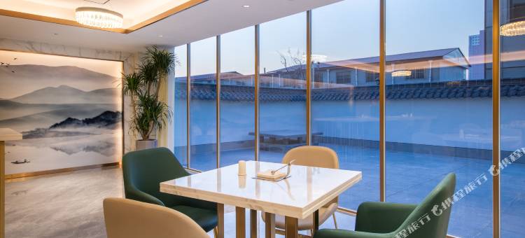 白玉兰酒店(蒙阴云蒙路店)图片