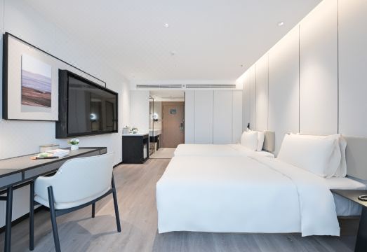 Atour Hotel  Bird's Nest&University of International Business Beijing Hotel Overview