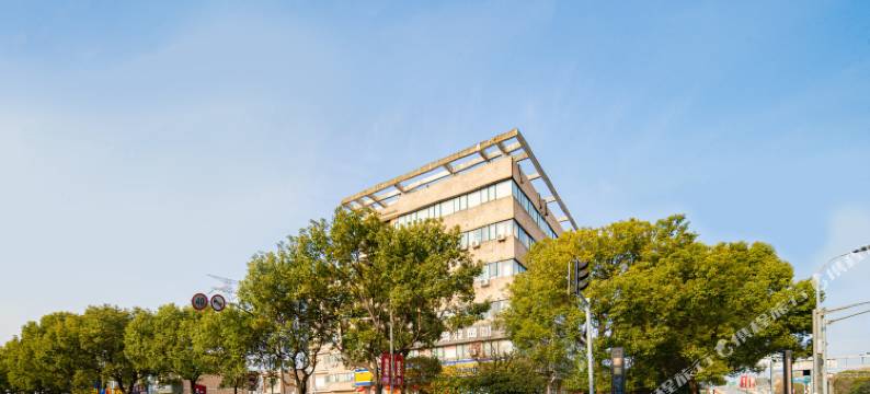 青季酒店MINI(上海外高桥光明路店)图片