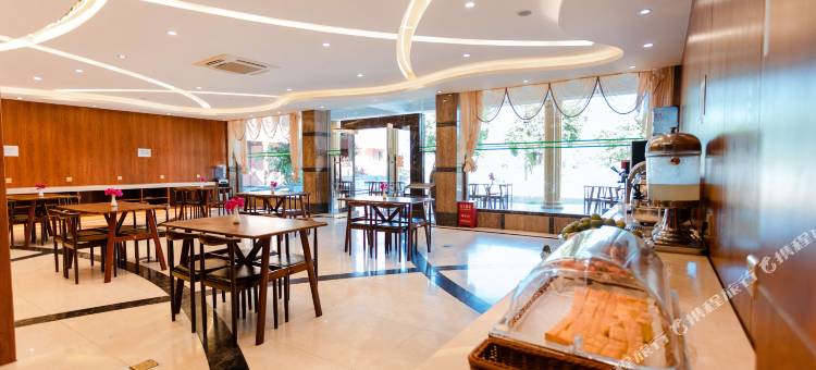 盈江凤凰温泉假日酒店图片