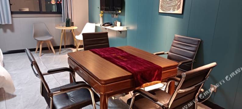 三原左岸酒店图片