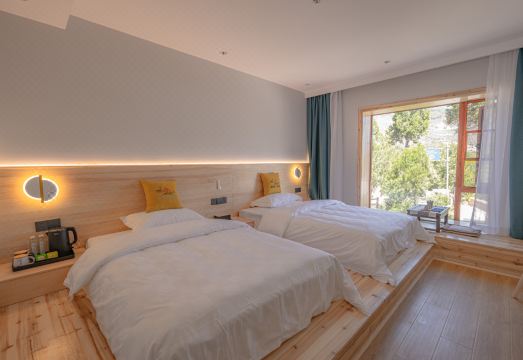 Zhuozhuo Moyuan Homestay Hotel Overview