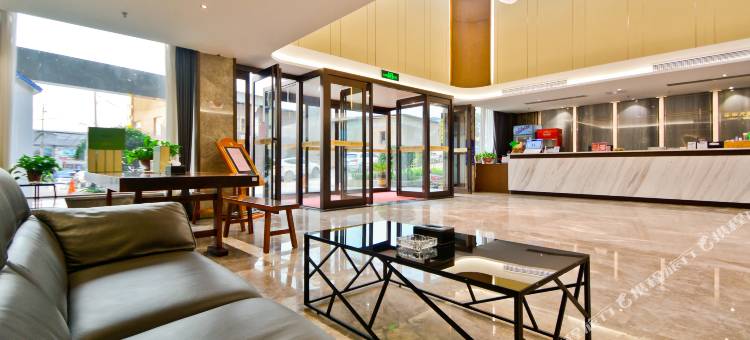 丽申光明酒店(信阳东站国际商城店)图片