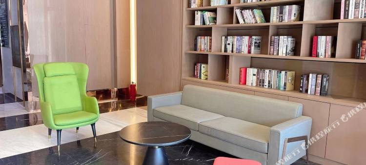 柏曼酒店(武汉黄鹤楼复兴路地铁站店)图片