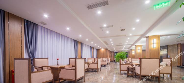 紫雲大酒店(仪陇高铁站店)图片