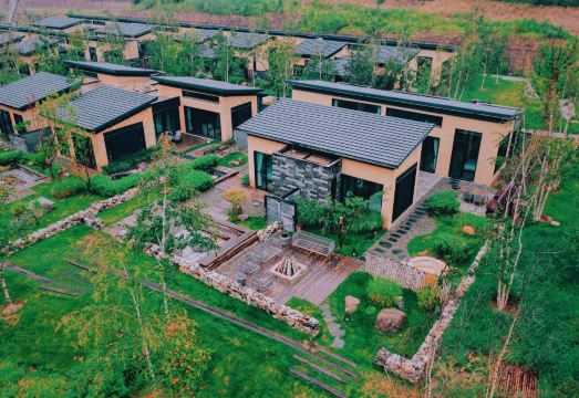 隆化森之谷隐庐酒店外景图