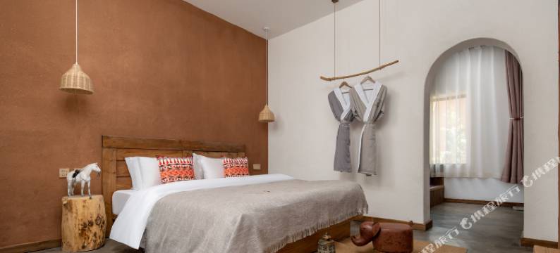 三生百间里民宿(阿克苏老街夜市店)图片