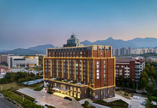 天艺·睿酒店（九江职业大学九江学院店）外景图