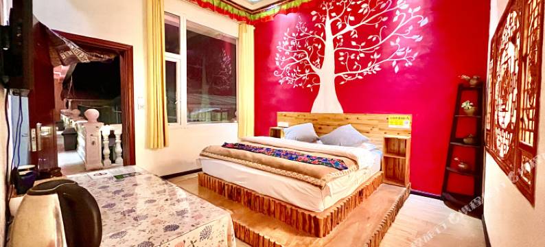 香格里拉楚登硕民宿(独克宗古城店)图片