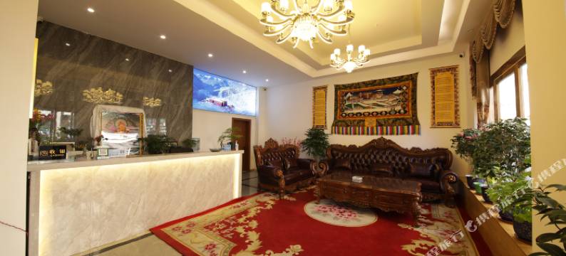 德格县岗炯盼谛岭酒店图片