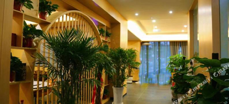 秦龙酒店(西安阎良润天大道店)图片