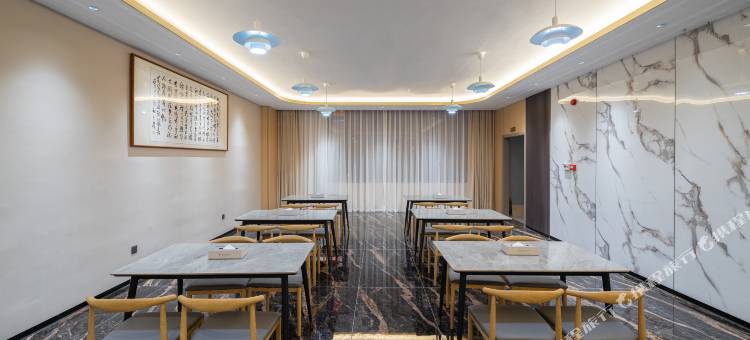 印象雀之灵大酒店(昆明长水国际机场店)图片