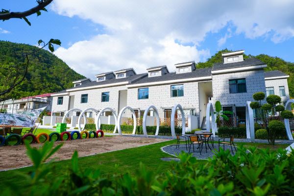 岳西盛岳灵犀山居(头陀虎形)信息,酒店地址:岳西头陀镇虎形村中心组