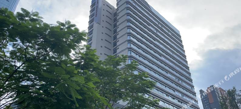 鹏梦公寓(深圳龙岗愉园地铁站店)图片