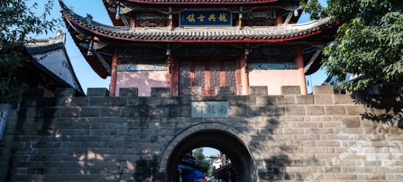 重庆玮渝客栈(龙兴古镇店)图片