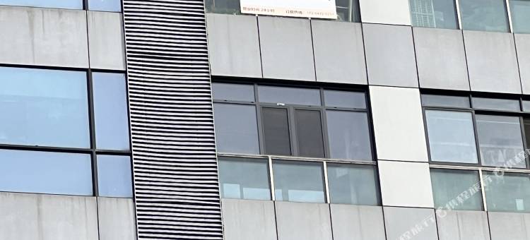 上海慢时光魔米公寓(唐镇地铁站店)图片