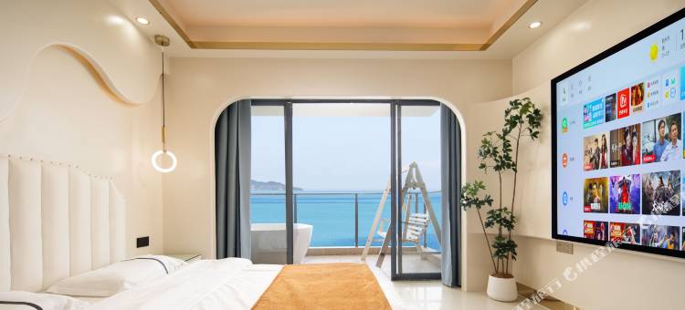椰蓝湾·海景美宿(三亚湾椰梦长廊店)图片
