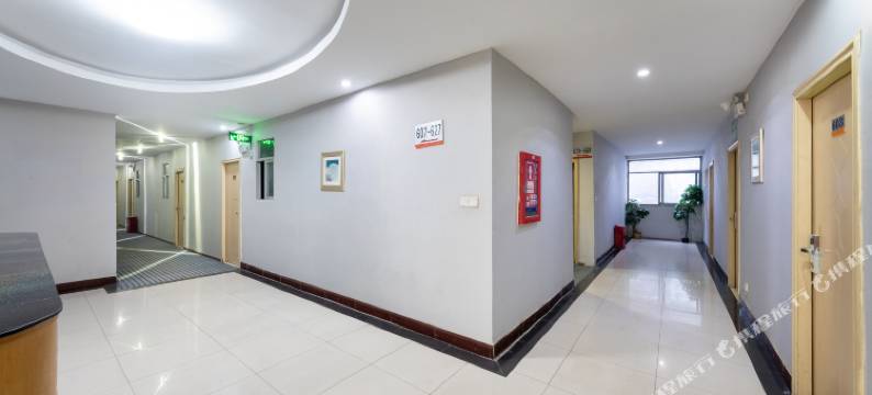 新福酒店(深圳宝安机场固戍地铁站店)图片