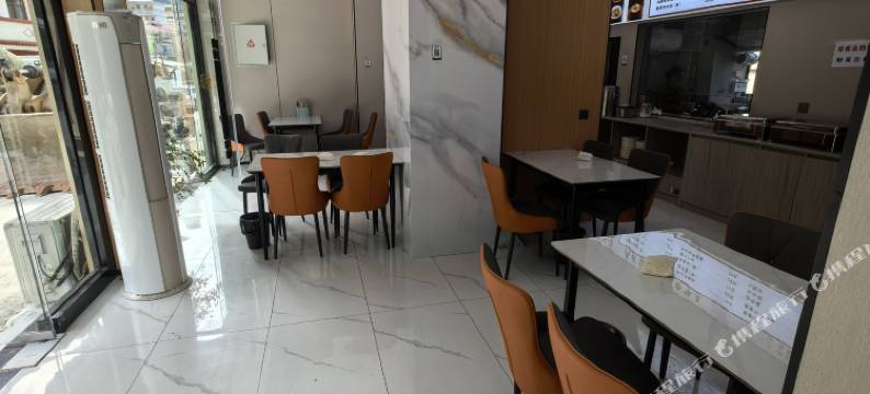 逸景豪庭酒店图片