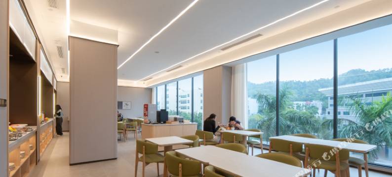 珠海Luxe麓世酒店(香洲区万象汇店)图片