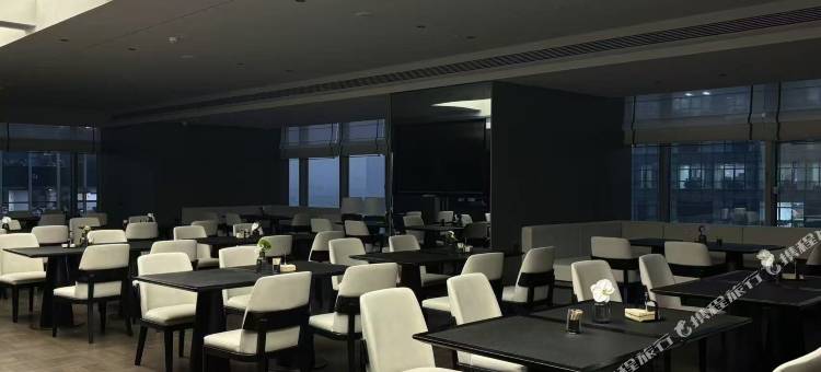 丽水万地广场体育中心亚朵酒店图片
