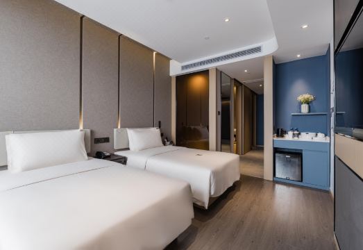 Atour Hotel Suzhou Industrial Park Dongshahu Hotel Overview