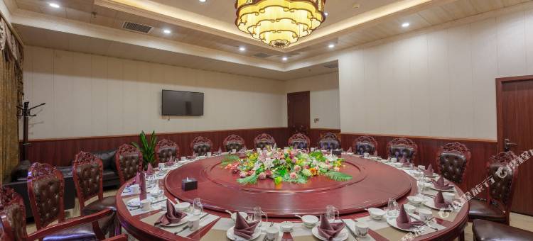 世纪东方大酒店(登封少林大道店)图片