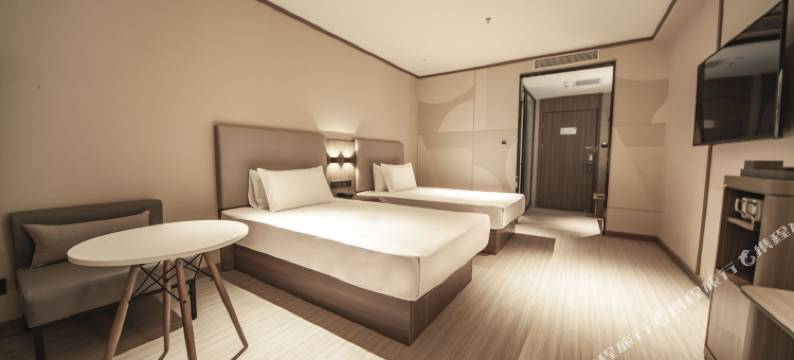 汉庭酒店(沈阳江东街地铁站店)图片