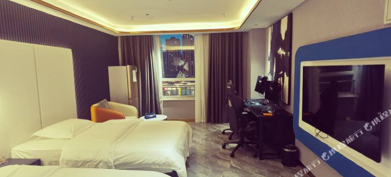 极客seven电竞酒店(海湖新华联店)图片