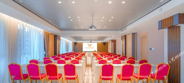 维也纳国际酒店(泰安万达广场店)图片